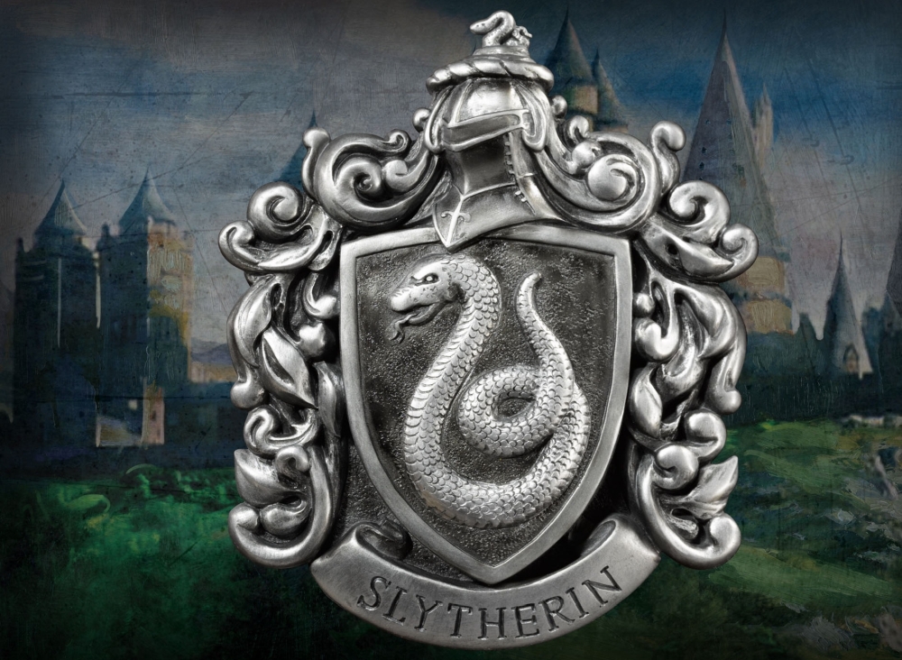 Harry Potter Slytherin Crest with Wall Mount