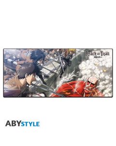 Attack-on-Titan-Eren-vs-Kolossaler-Titan-1