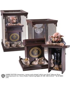 Harry-Potter-Magical-Creatures-Gringotts-Goblin-19cm-Figur-1