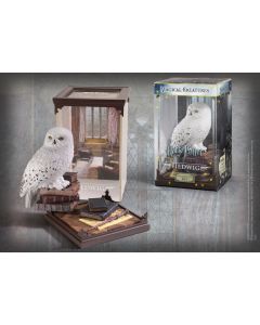 Harry-Potter-Magical-Creatures-Hedwig-18cm-Figur-1